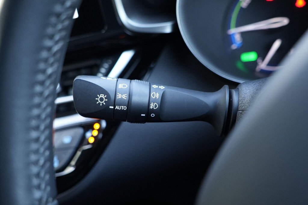 Used Toyota C-HR 2022 for sale - 76910442: Photo 25