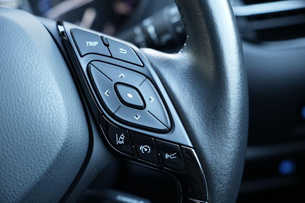 Used Toyota C-HR 2022 for sale - 76910442: Photo 28