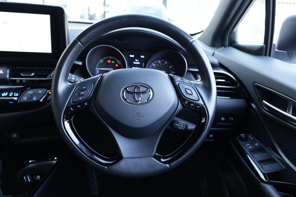 Used Toyota C-HR 2022 for sale - 76910442: Photo 50