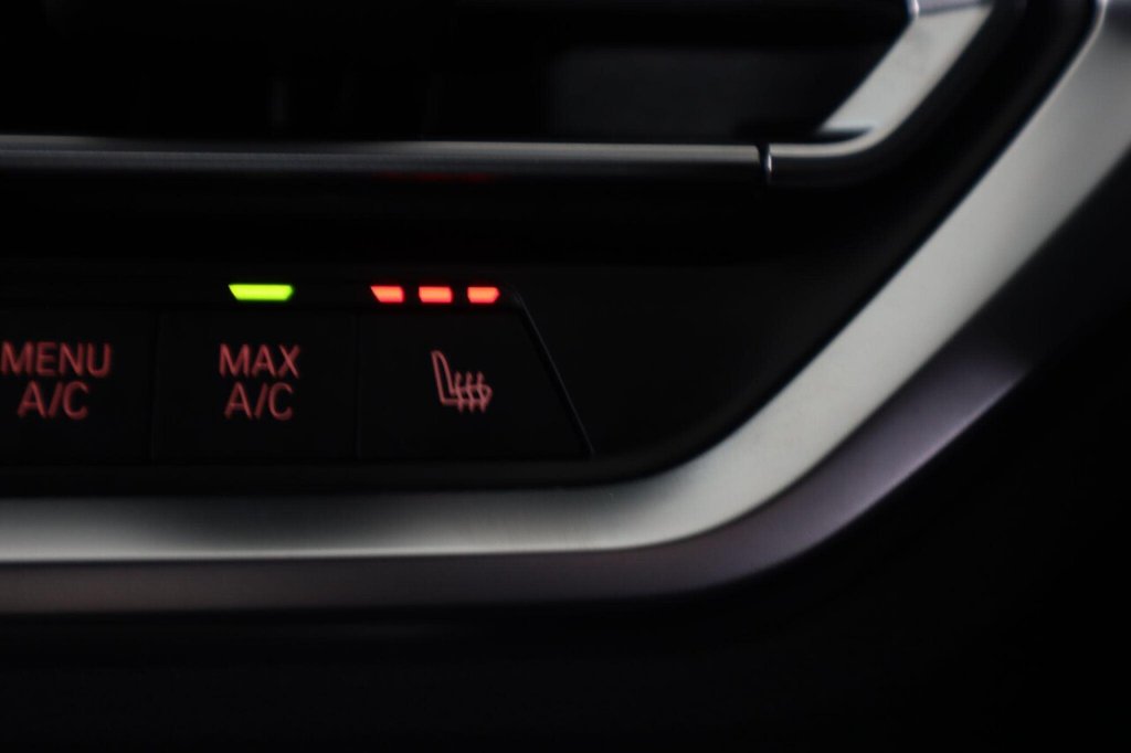 Used BMW 3 Series 2021 for sale - 77551818: Photo 32