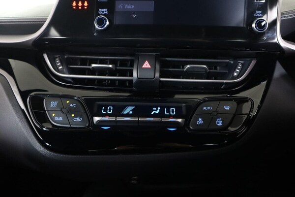 Used Toyota C-HR 2021 for sale - 76323416: Photo 31