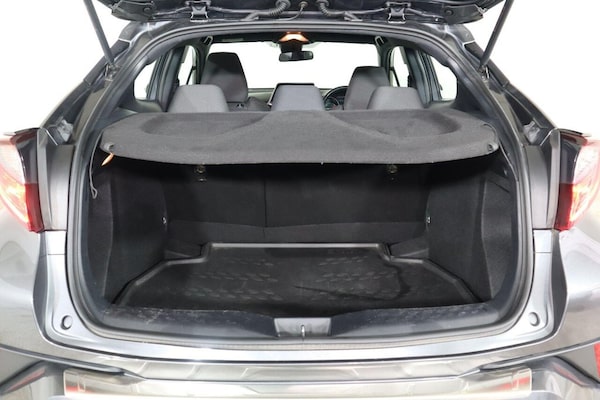 Used Toyota C-HR 2021 for sale - 76323416: Photo 43