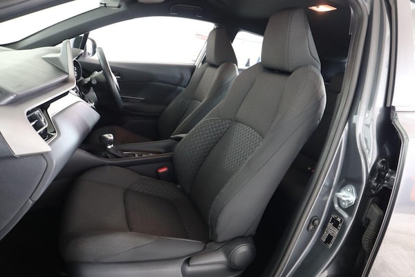 Used Toyota C-HR 2021 for sale - 76323416: Photo 45