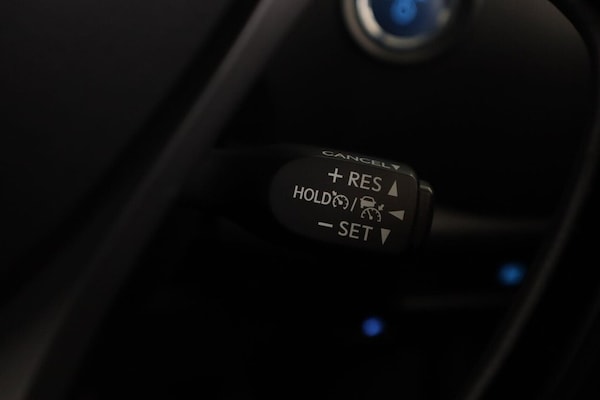 Used Toyota C-HR 2021 for sale - 76323416: Photo 50