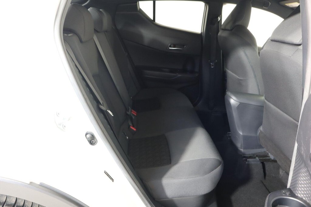Used Toyota C-HR 2022 for sale - 76642457: Photo 15