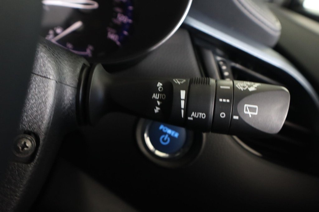 Used Toyota C-HR 2022 for sale - 76642457: Photo 19