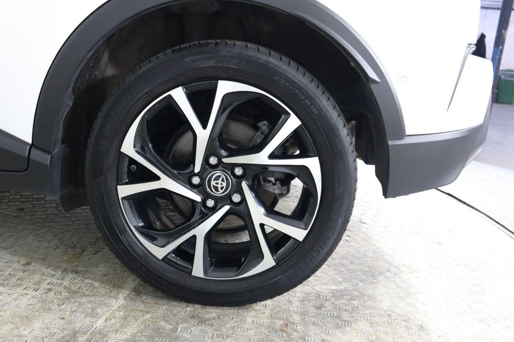 Used Toyota C-HR 2022 for sale - 76642457: Photo 31