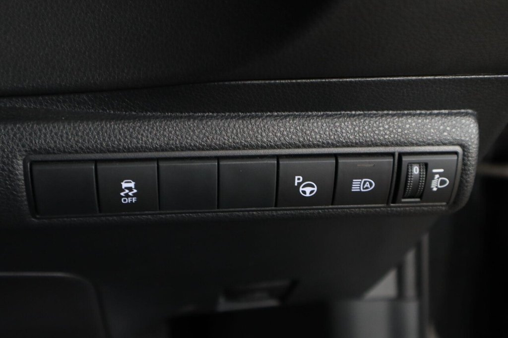 Used Toyota Corolla 2021 for sale - 76740405: Photo 26