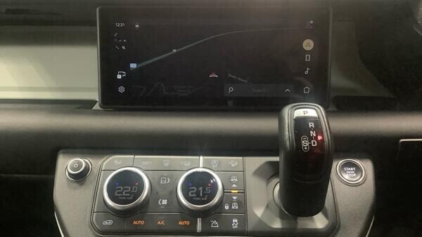 Used Land Rover Defender 2021 for sale - 77765336: Photo 13