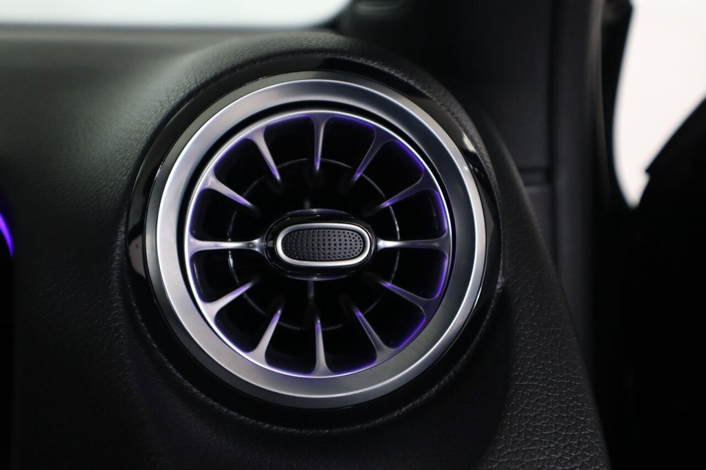 Used Mercedes-Benz GLB 2024 for sale - 76582753: Photo 34