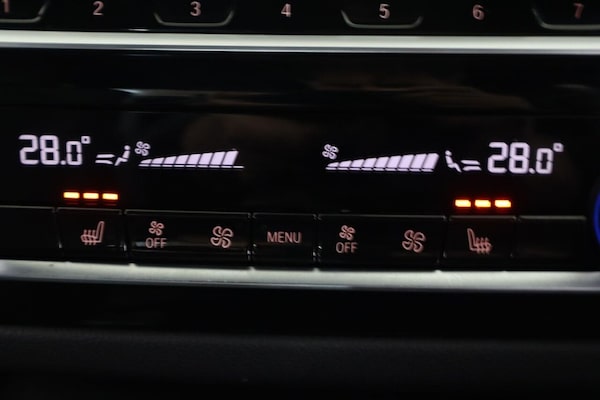 Used BMW 5 Series 2021 for sale - 76173213: Photo 37