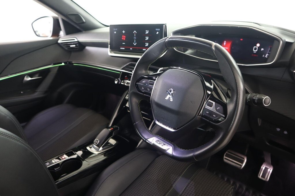 Used Peugeot 2008 2021 for sale - 77341851: Photo 11