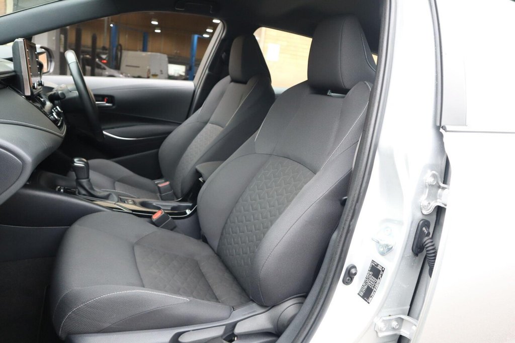 Used Toyota Corolla 2021 for sale - 76546902: Photo 42