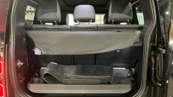 Used Land Rover Defender 90 2024 for sale - 77734310: Photo 14