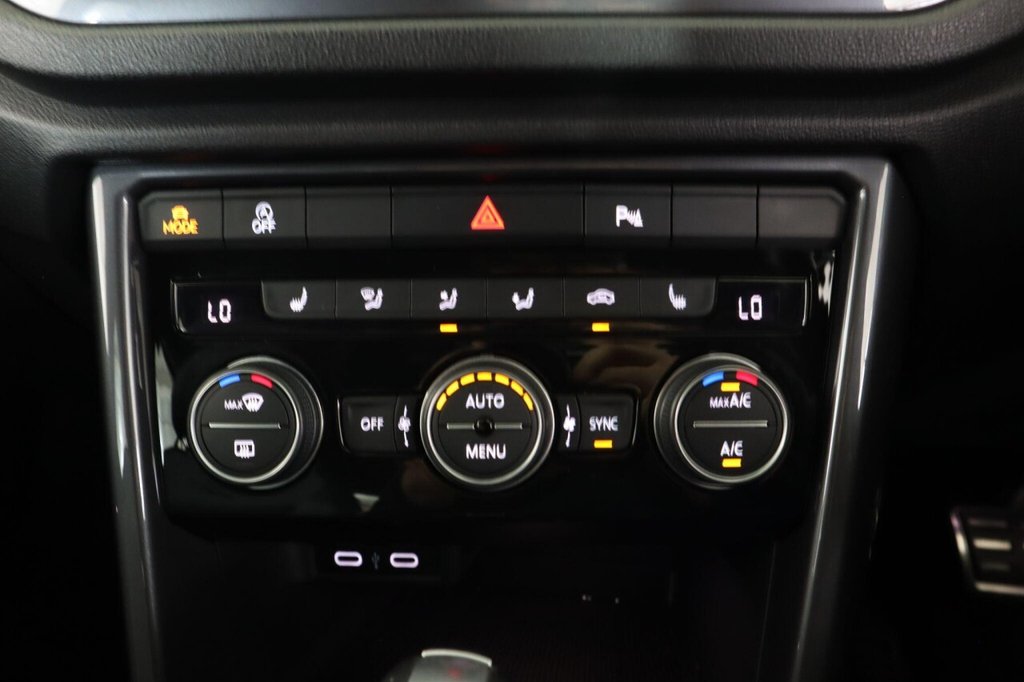 Used Volkswagen T-Roc 2021 for sale - 76509640: Photo 23