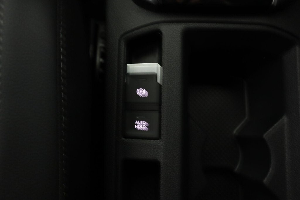 Used Volkswagen T-Roc 2021 for sale - 76509640: Photo 25