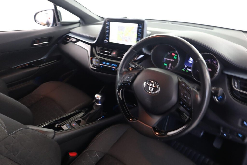 Used Toyota C-HR 2020 for sale - 77748792: Photo 11