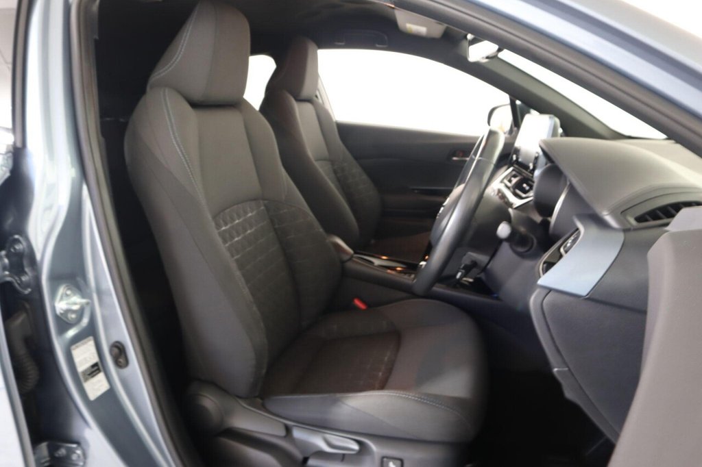 Used Toyota C-HR 2020 for sale - 77748792: Photo 14