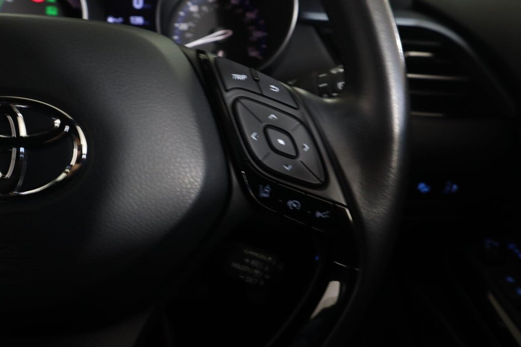 Used Toyota C-HR 2020 for sale - 77748792: Photo 18