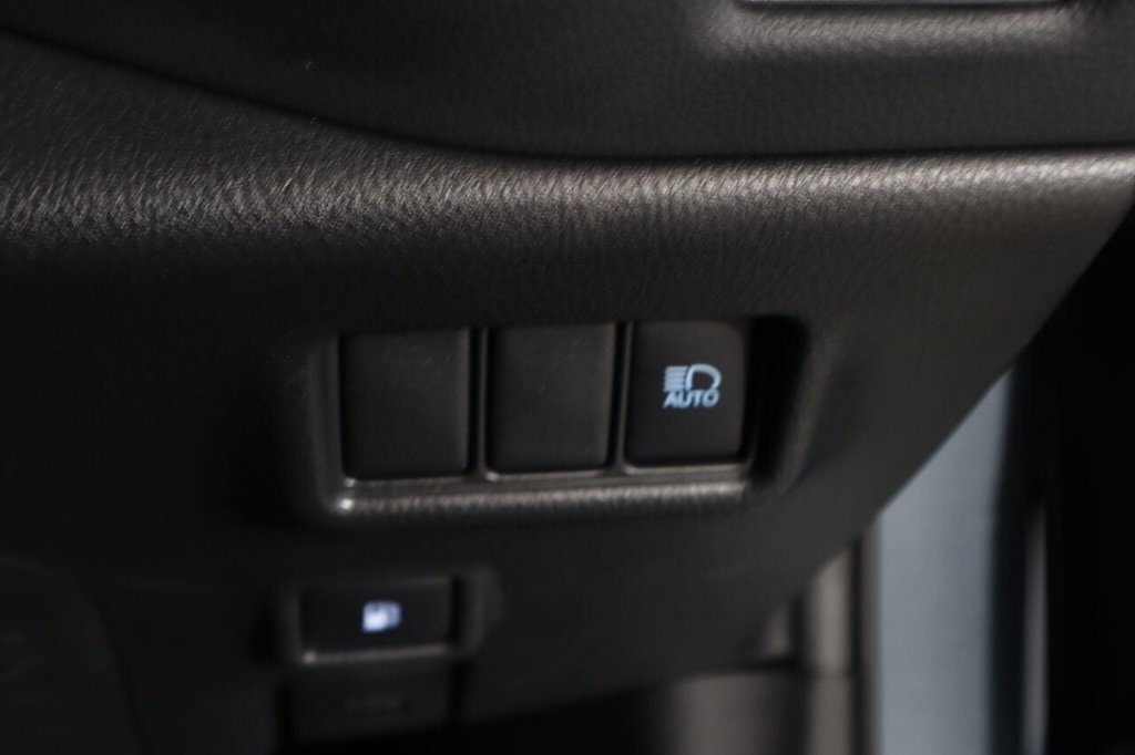 Used Toyota C-HR 2020 for sale - 77748792: Photo 26