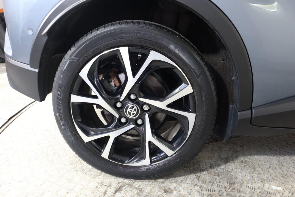 Used Toyota C-HR 2020 for sale - 77748792: Photo 30