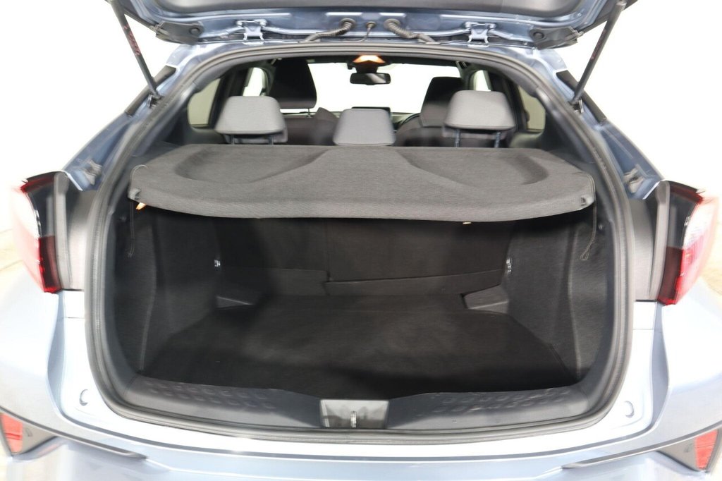 Used Toyota C-HR 2020 for sale - 77748792: Photo 42