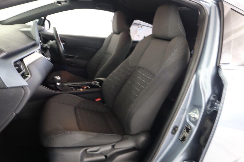 Used Toyota C-HR 2020 for sale - 77748792: Photo 44