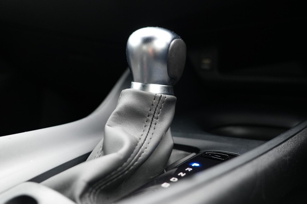 Used Toyota C-HR 2023 for sale - 78030861: Photo 22