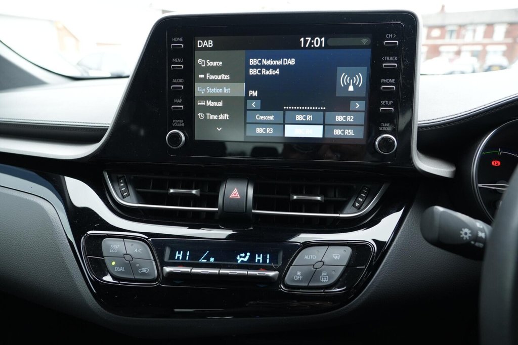 Used Toyota C-HR 2023 for sale - 78030861: Photo 34