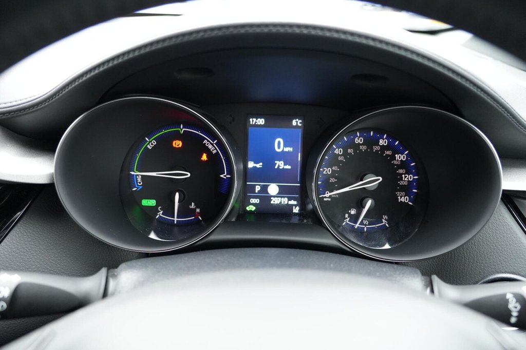 Used Toyota C-HR 2023 for sale - 78030861: Photo 42