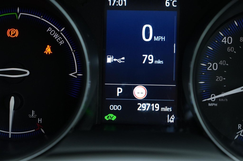 Used Toyota C-HR 2023 for sale - 78030861: Photo 43