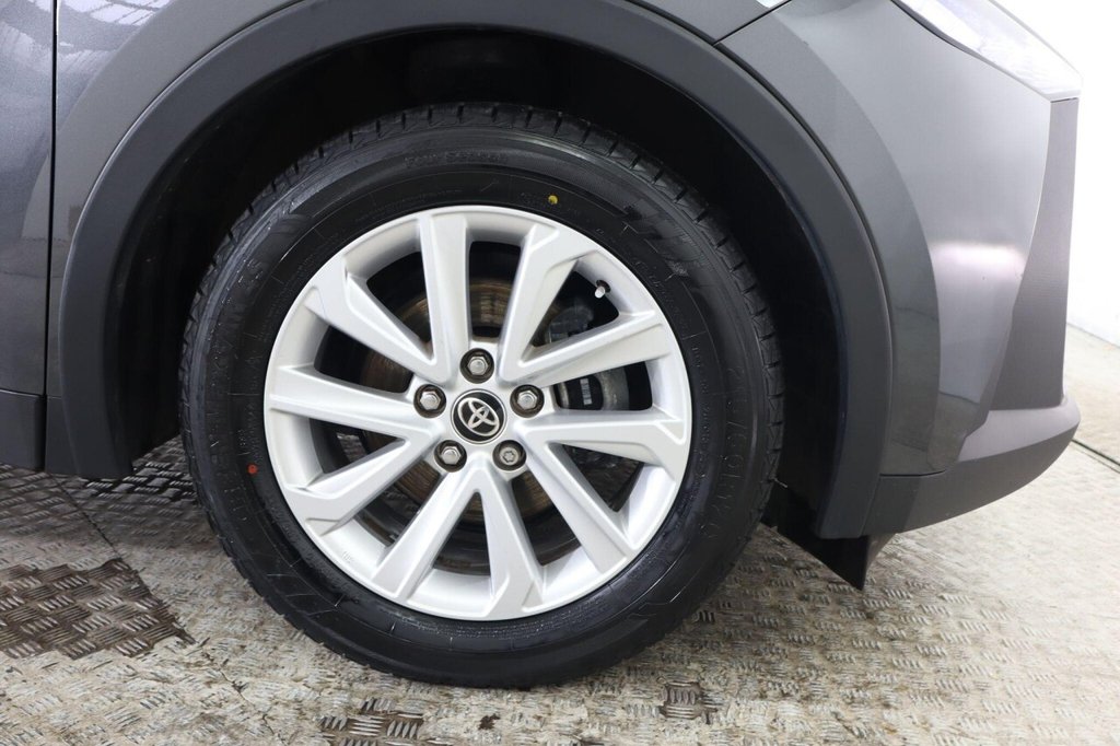 Used Toyota C-HR 2024 for sale - 77188600: Photo 27