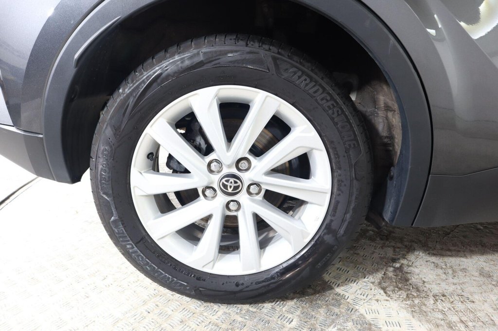 Used Toyota C-HR 2024 for sale - 77188600: Photo 28