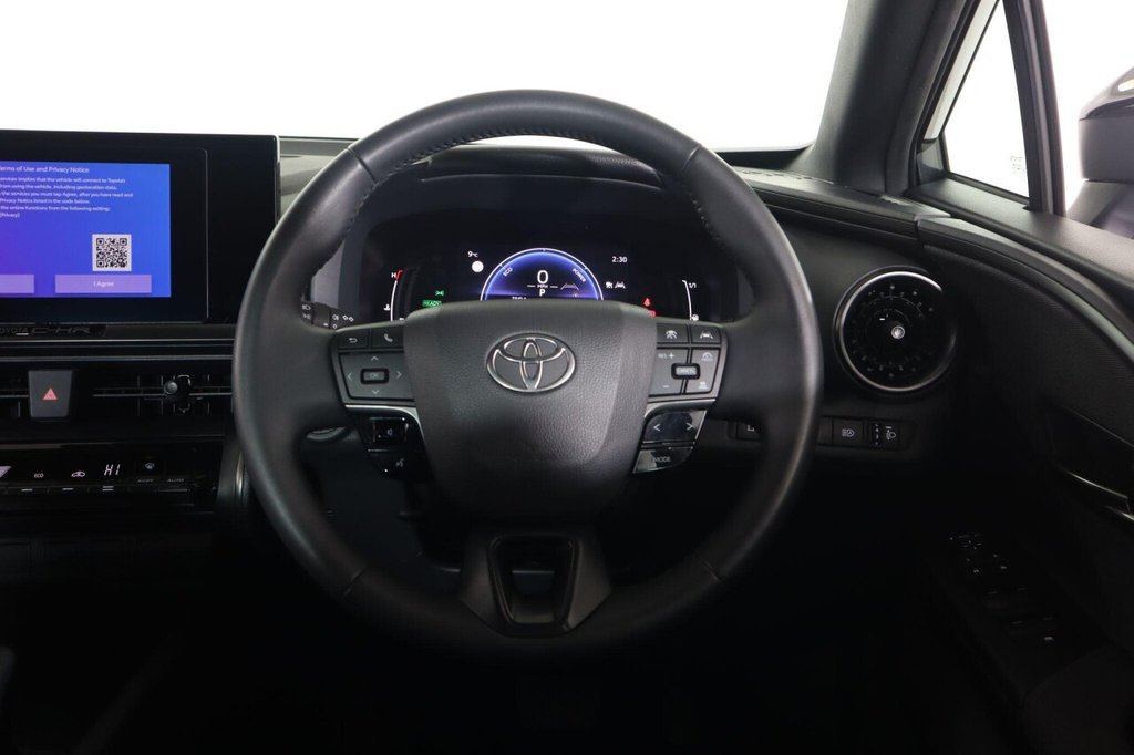 Used Toyota C-HR 2024 for sale - 77188600: Photo 44