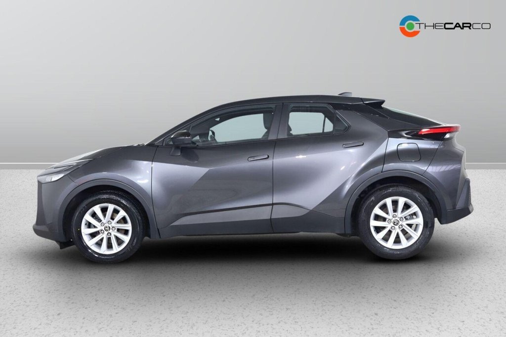 Used Toyota C-HR 2024 for sale - 77188600: Photo 6