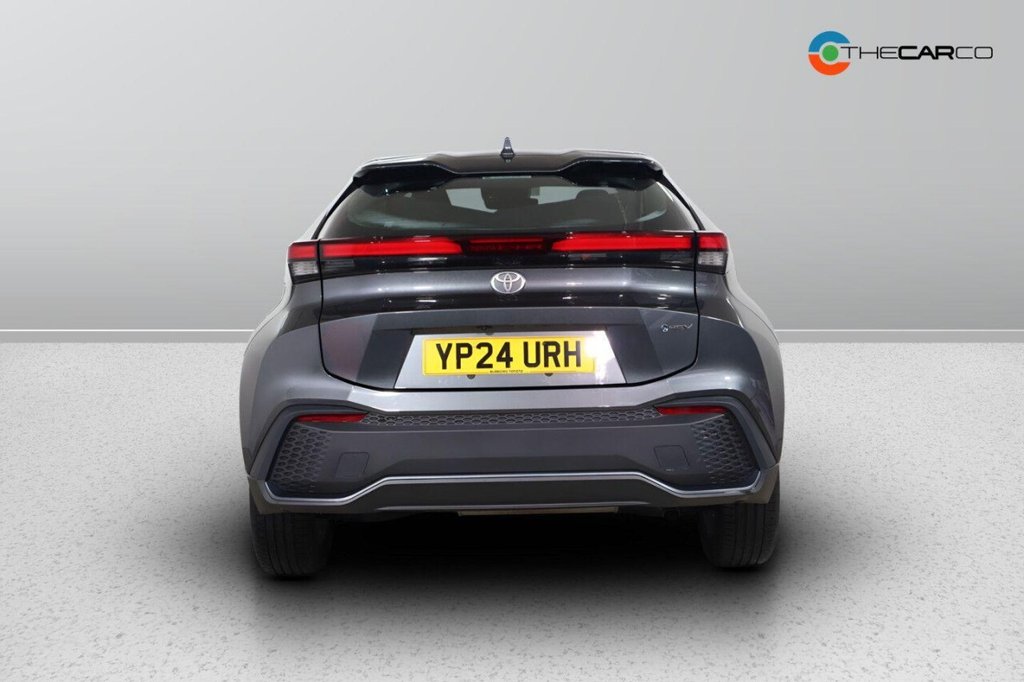 Used Toyota C-HR 2024 for sale - 77188600: Photo 8