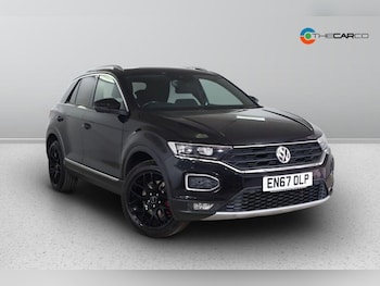 Used Volkswagen T-Roc 2018 for sale - 76535473: Photo