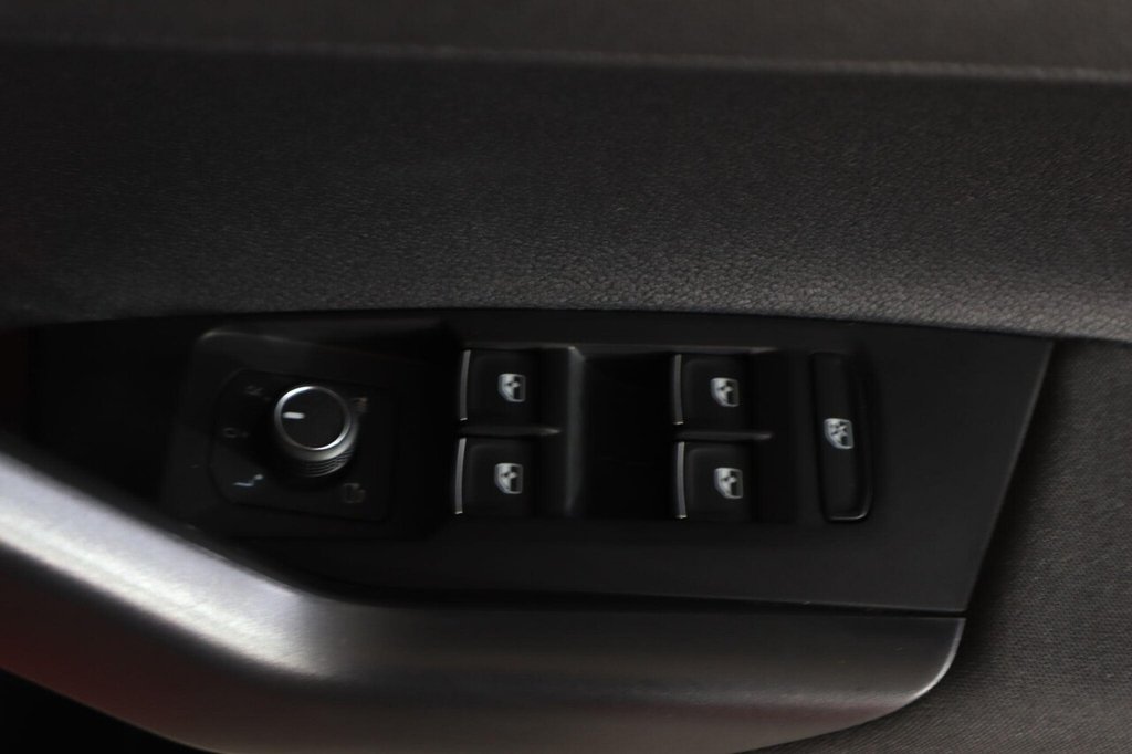 Used Volkswagen Polo 2019 for sale - 78030479: Photo 25