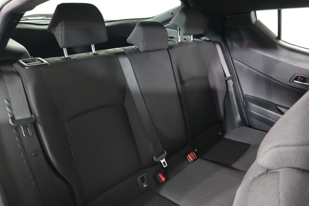 Used Toyota C-HR 2023 for sale - 77111040: Photo 23