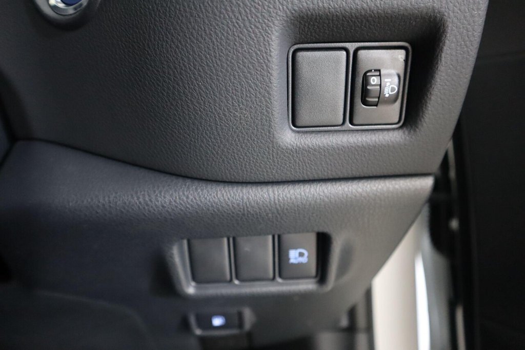 Used Toyota C-HR 2023 for sale - 77111040: Photo 27