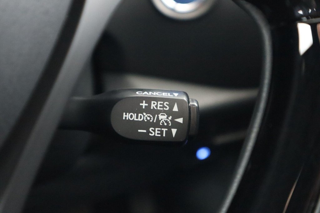 Used Toyota C-HR 2023 for sale - 77111040: Photo 32