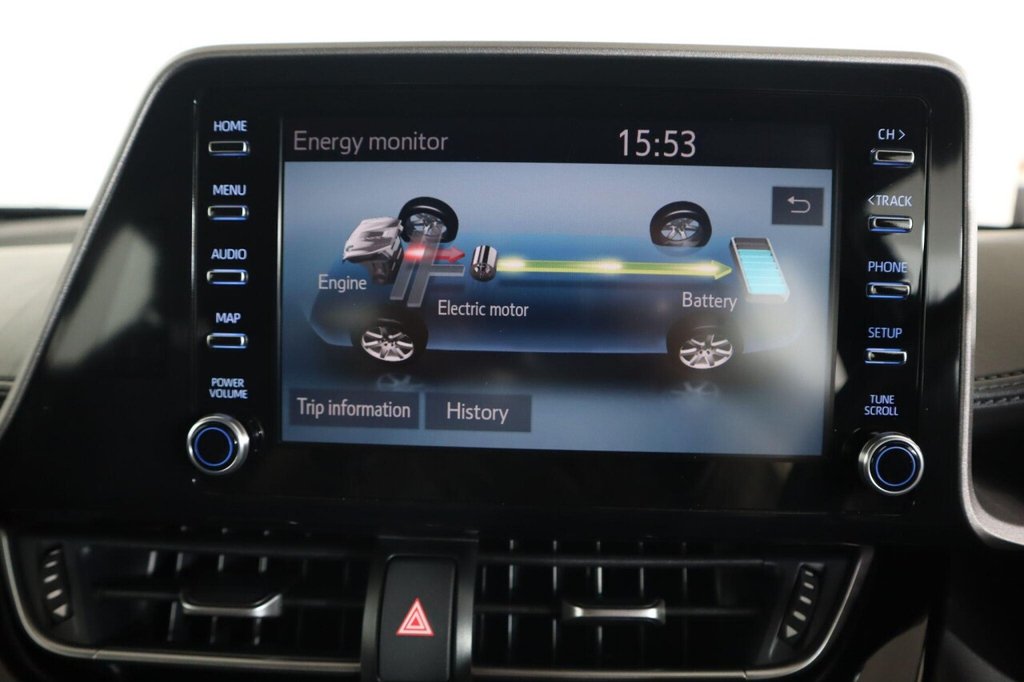 Used Toyota C-HR 2023 for sale - 77111040: Photo 47