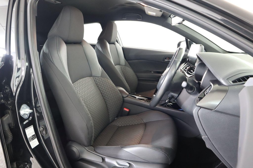 Used Toyota C-HR 2022 for sale - 76356494: Photo 14