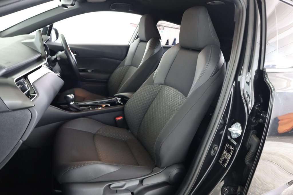 Used Toyota C-HR 2022 for sale - 76356494: Photo 44