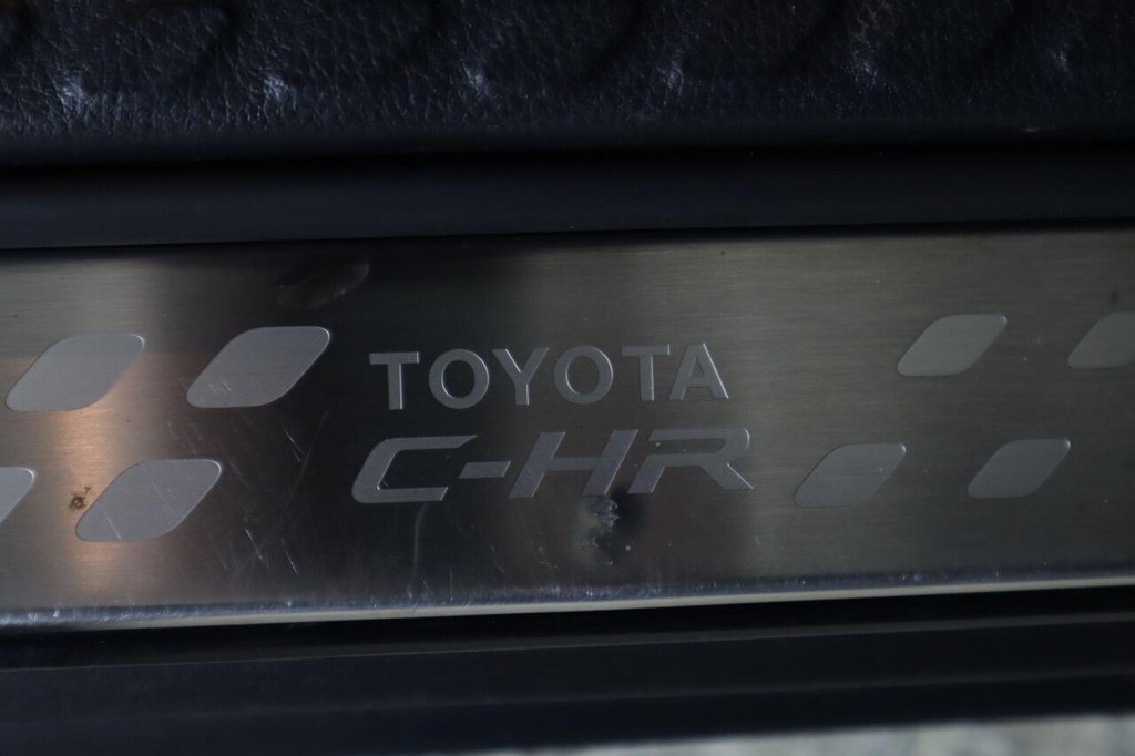 Used Toyota C-HR 2022 for sale - 76356494: Photo 45