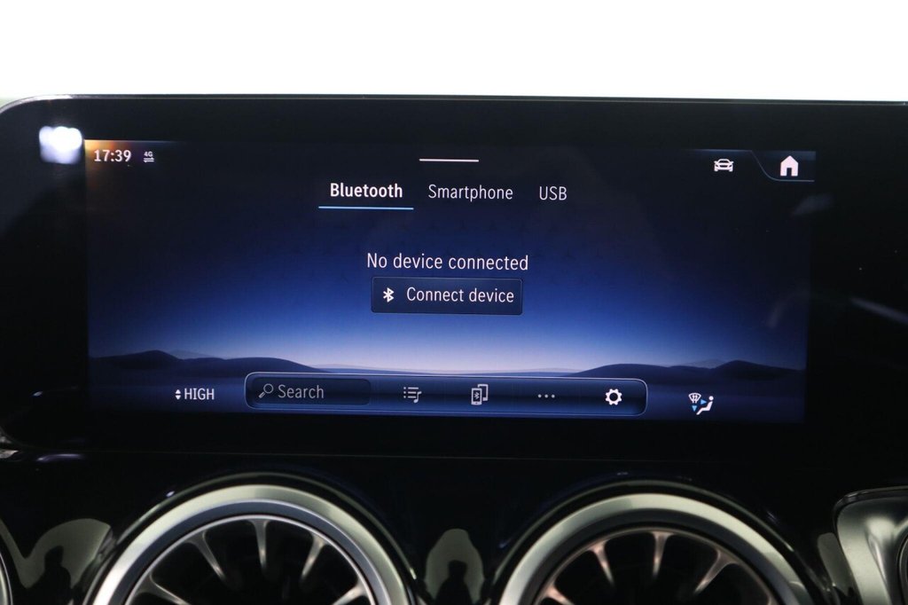 Used Mercedes-Benz GLB 2024 for sale - 76559182: Photo 42