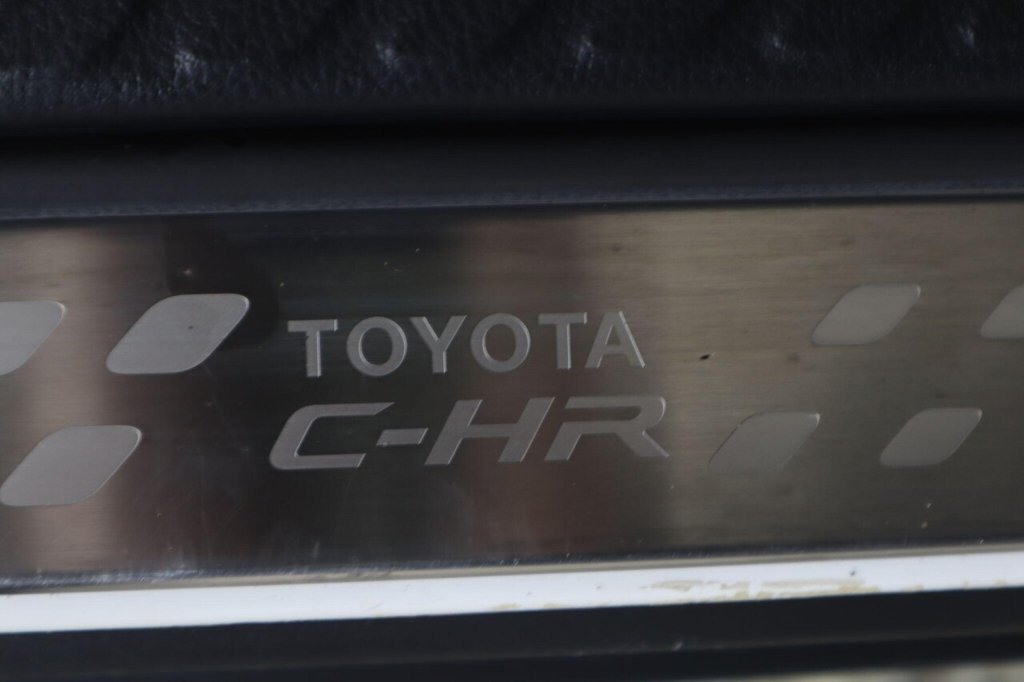 Used Toyota C-HR 2022 for sale - 77499328: Photo 40