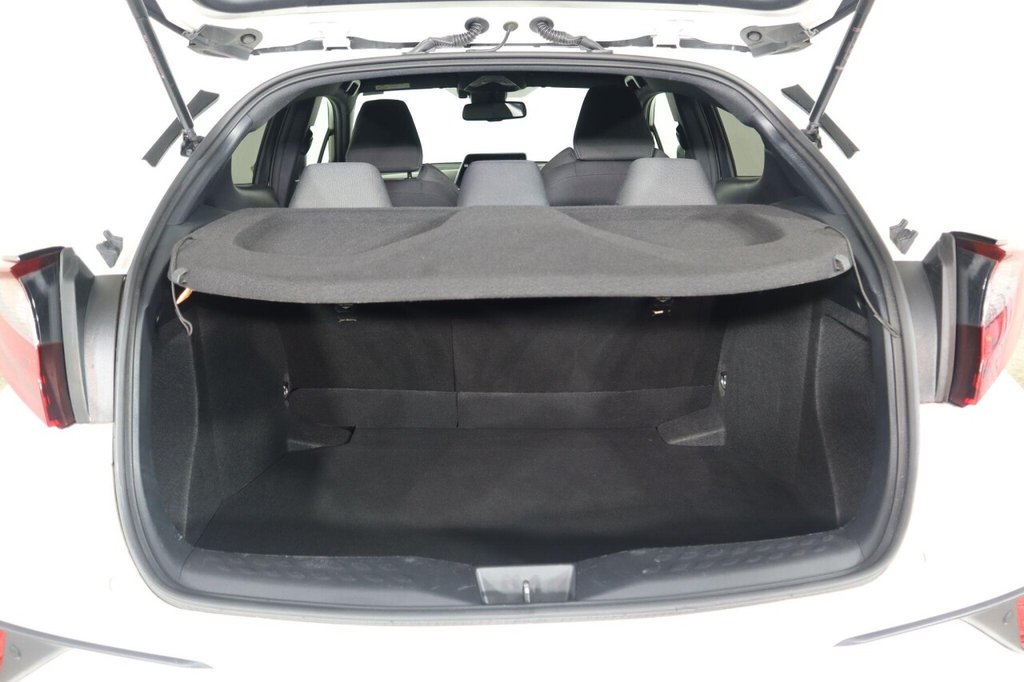 Used Toyota C-HR 2022 for sale - 77499328: Photo 41