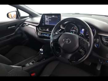 Used Toyota C-HR 2021 for sale - 74773448: Photo