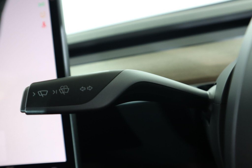 Used Tesla Model 3 2023 for sale - 76386309: Photo 19